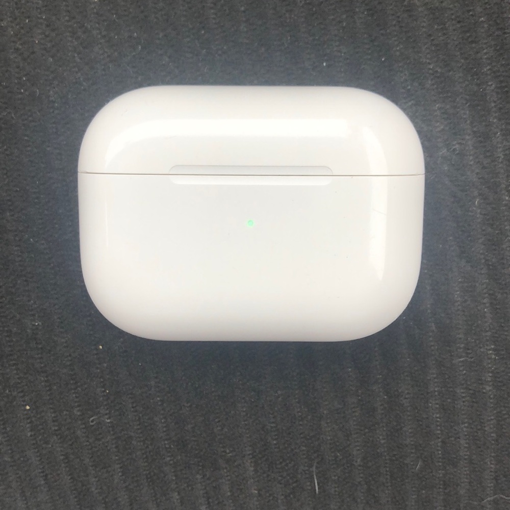 Apple airpod pro ONLY RIGHT SIDE